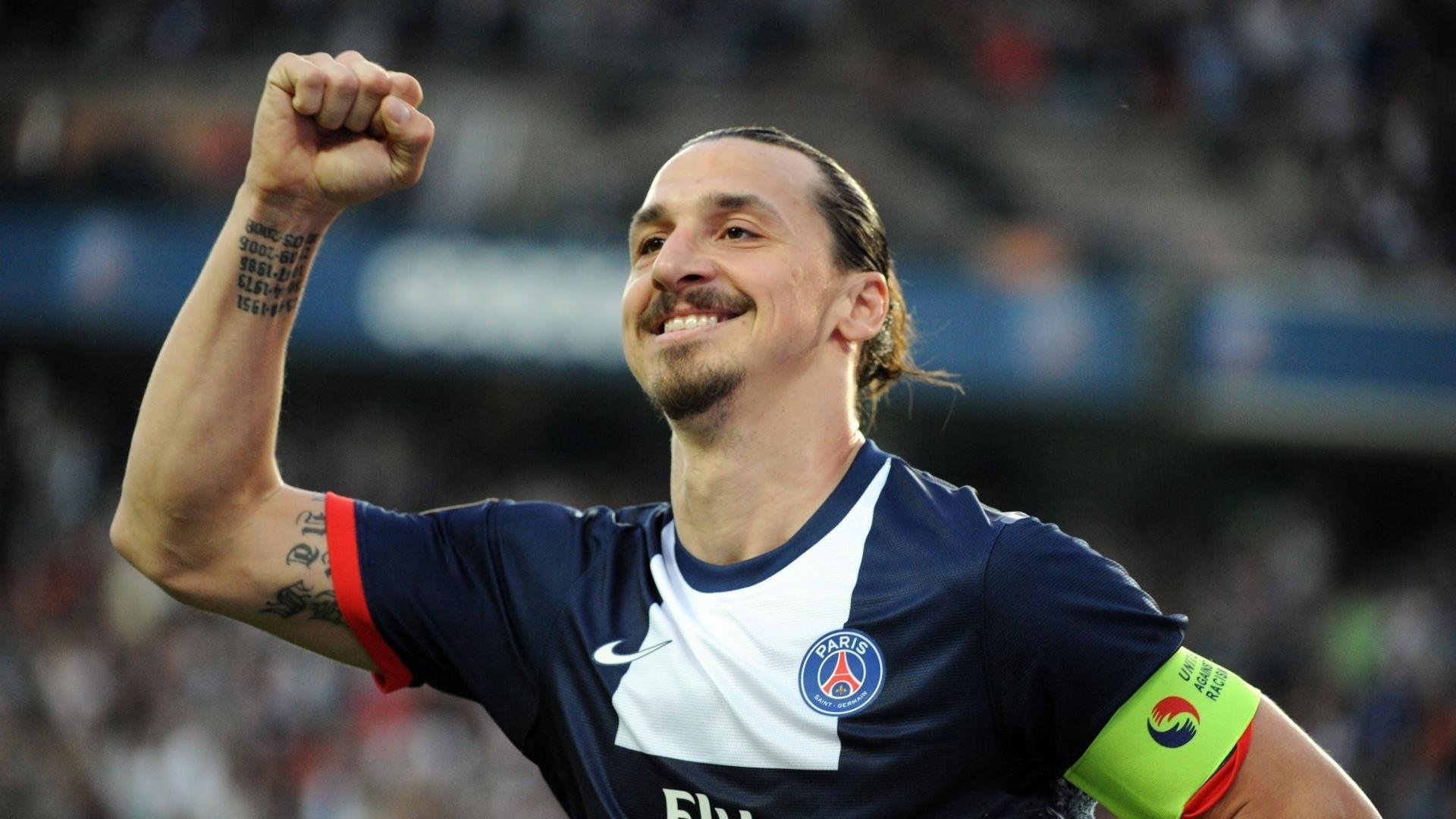 弗朗索瓦·霍尔茨豪伊泽：不畏挑战，在南非队的进攻中提供强大支持